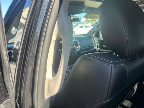 Used 2017 RAM 1500 Laramie w/ Convenience Group image 51