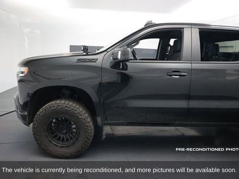 Used 2022 Chevrolet Silverado 1500 LT Trail Boss w/ Safety Package image 2