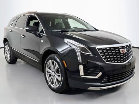 Used 2023 Cadillac XT5 Premium Luxury AWD/4WD image 3