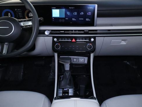 Used 2025 Hyundai Tucson SEL image 17