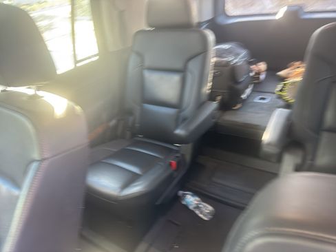 Used 2019 Chevrolet Tahoe Premier w/ RST Edition image 13