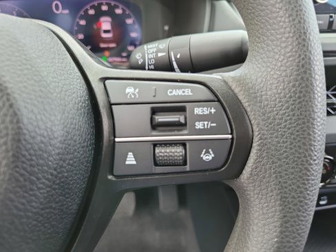 Used 2023 Honda Accord LX image 19