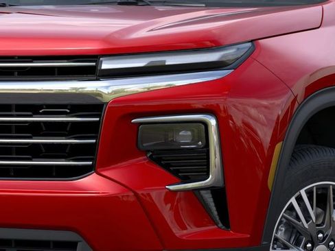 New 2025 Chevrolet Traverse LT FWD image 11