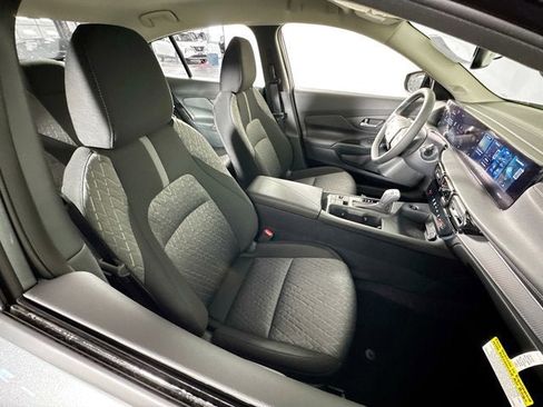 New 2026 Nissan Sentra SV image 25