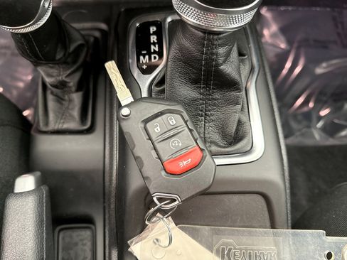 Used 2023 Jeep Wrangler Sport image 23