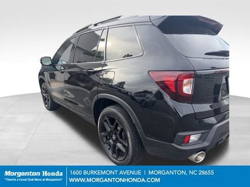 Used 2025 Honda Passport Black Edition image 17