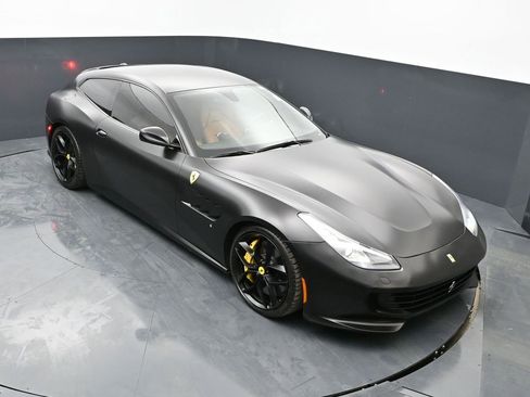 Used 2018 Ferrari GTC4Lusso T RWD image 59
