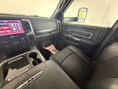Used 2018 RAM 2500 Limited AWD/4WD image 37