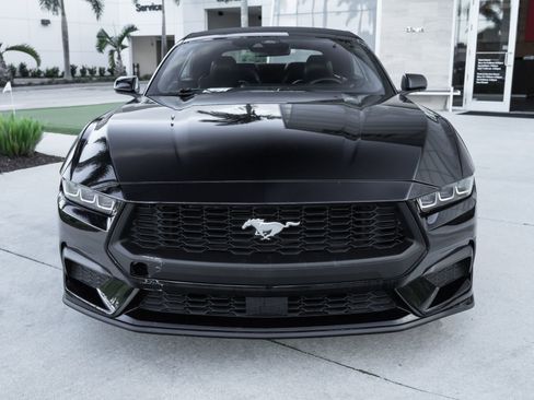 Used 2024 Ford Mustang Premium image 19