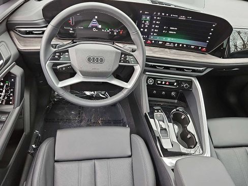 Certified 2025 Audi Q5 Premium Plus w/ Premium Plus image 21