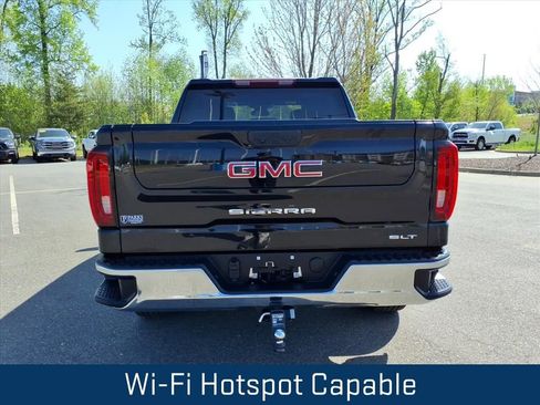 Certified 2025 GMC Sierra 1500 SLT image 36