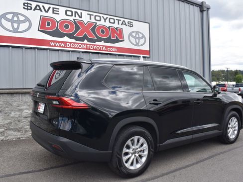 Certified 2024 Toyota Grand Highlander AWD Hybrid image 5