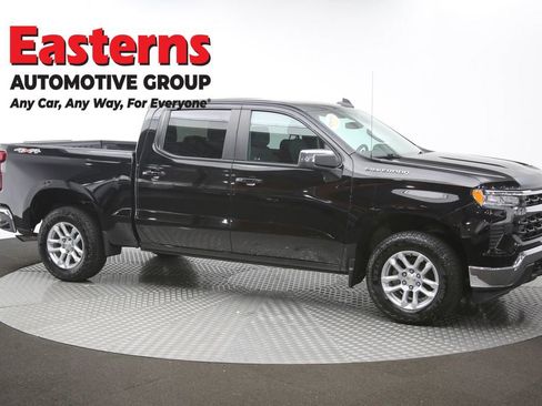 Used 2023 Chevrolet Silverado 1500 LT AWD/4WD image 49