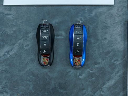 Used 2016 Porsche Cayman GT4 RWD image 87