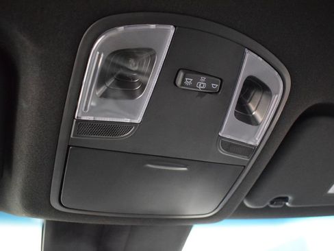 Used 2021 Hyundai Veloster N image 28