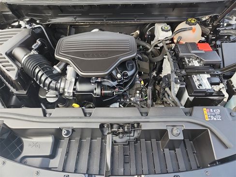 Used 2020 GMC Acadia SLT w/ Trailering Package image 17