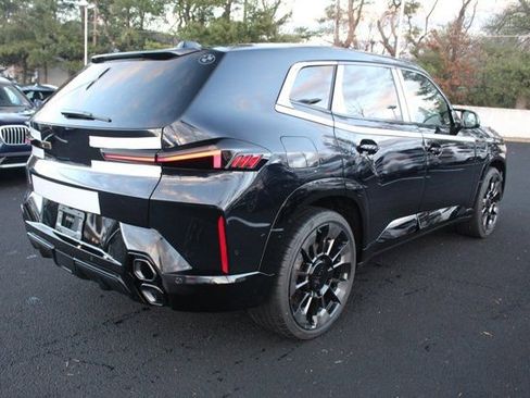 Used 2024 BMW XM image 9