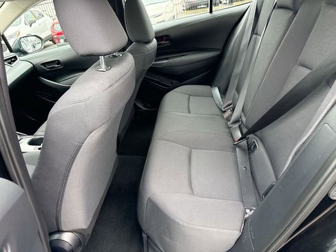 Used 2025 Toyota Corolla LE FWD image 24