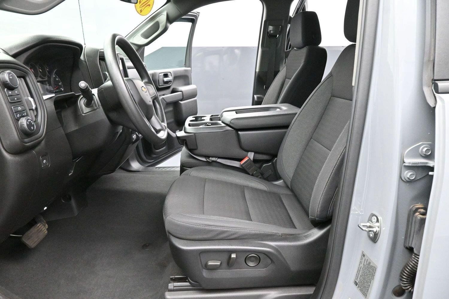 Used 2024 Chevrolet Silverado 2500 Custom w/ Custom Convenience Package AWD/4WD image 13