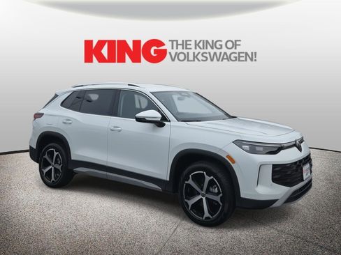 New 2026 Volkswagen Tiguan SE image 1