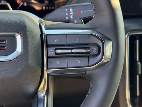 New 2026 GMC Yukon Elevation image 28