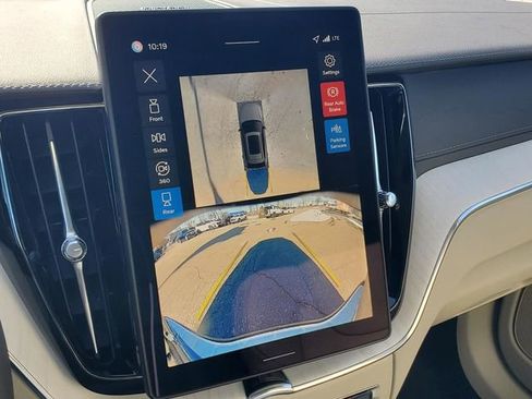 New 2026 Volvo XC60 T8 Ultra w/ Protection Package Premier image 22