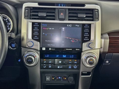 Used 2023 Toyota 4Runner Limited AWD/4WD image 39