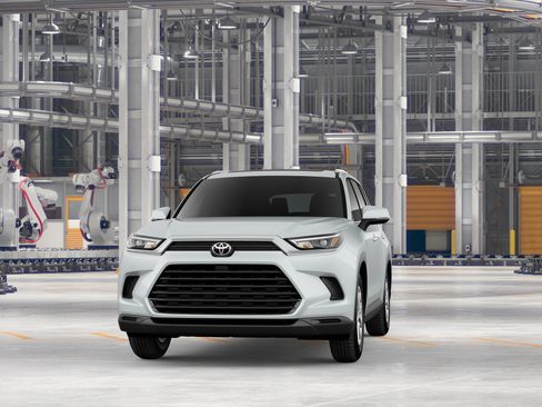 New 2026 Toyota Grand Highlander FWD image 18