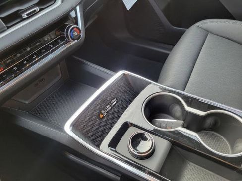 New 2026 Chevrolet Equinox LT w/ Convenience Package II image 20