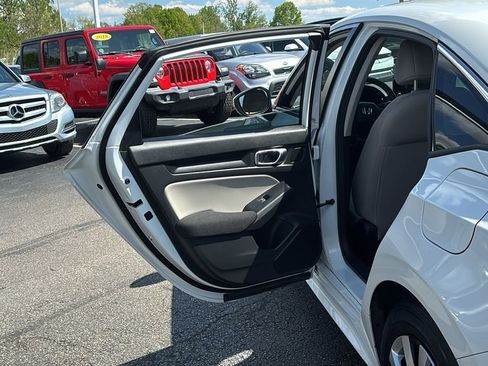 Certified 2023 Honda Civic LX image 28