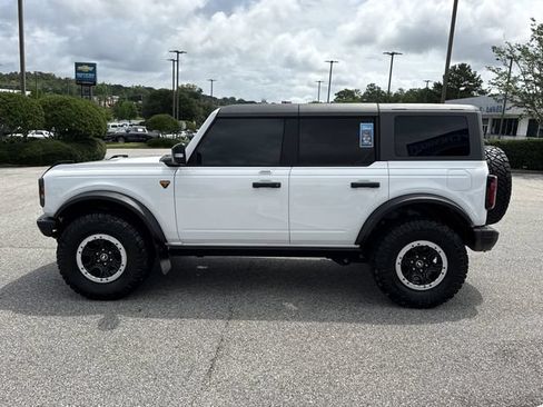 Used 2023 Ford Bronco Badlands AWD/4WD image 6