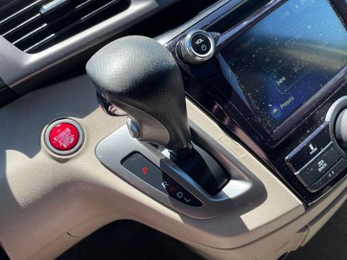 Used 2015 Honda Odyssey EX-L image 24