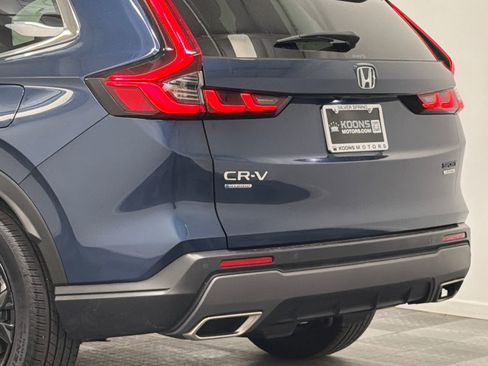 Used 2024 Honda CR-V Sport Touring image 7