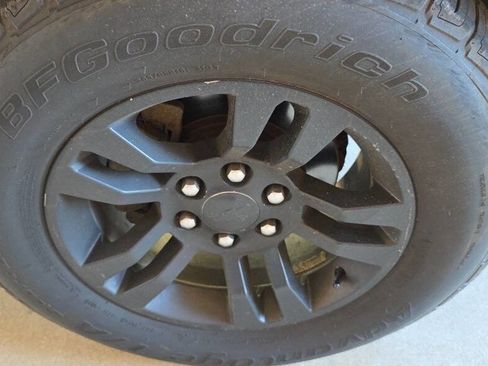 Used 2015 Chevrolet Silverado 1500 LT w/ LT Convenience Package image 15