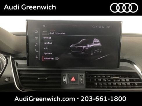 Used 2023 Audi Q5 2.0T Premium w/ Convenience Package AWD/4WD image 19