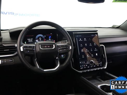 Used 2025 GMC Acadia Elevation image 16