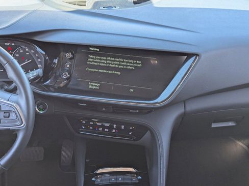 Used 2023 Buick Envision Essence image 17