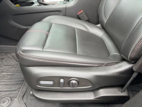 Used 2023 Chevrolet Traverse RS w/ LPO, Floor Liner Package AWD/4WD image 12
