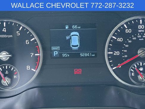 Used 2022 Kia Telluride LX FWD image 27