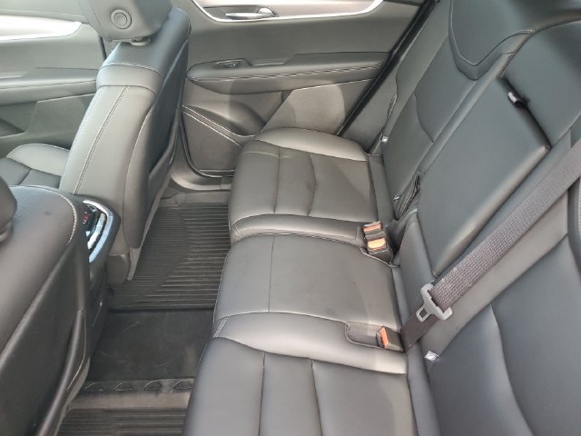 Used 2025 Cadillac XT6 Luxury w/ LPO, Floor Liner Package AWD/4WD image 28