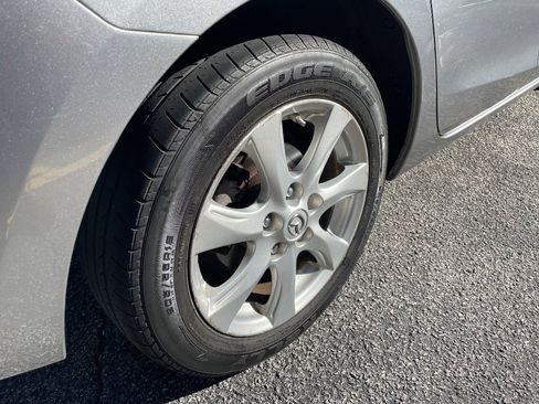 Used 2010 MAZDA MAZDA3 i Touring image 10