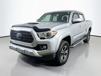 Used 2019 Toyota Tacoma TRD Sport AWD/4WD video 3