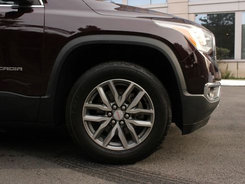 Used 2017 GMC Acadia SLE w/ Driver Alert Package I AWD/4WD image 4