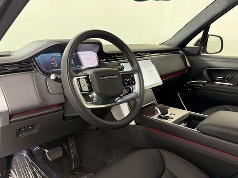 New 2026 Land Rover Range Rover SE AWD/4WD image 4