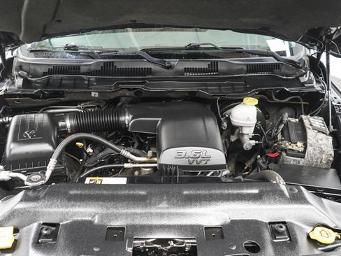 Used 2020 RAM 1500 Warlock w/ Electronics Group AWD/4WD image 28