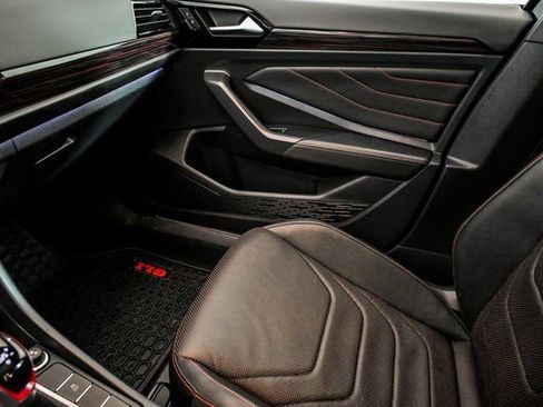 Certified 2024 Volkswagen Jetta GLI Autobahn w/ GLI Black Package image 22