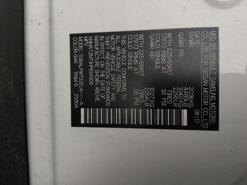 Used 2017 Nissan Rogue S FWD image 33
