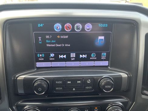 Used 2018 Chevrolet Silverado 1500 LT w/ All Star Edition AWD/4WD image 25