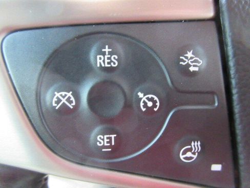 Used 2018 GMC Yukon Denali w/ Denali Ultimate Package AWD/4WD image 26