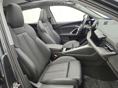 Used 2025 Audi Q5 Premium w/ Premium Plus AWD/4WD image 19